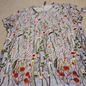 Floral Embroidered Short Sleeve Top